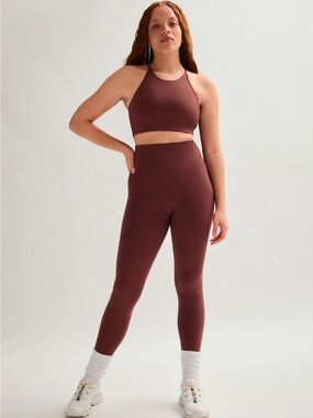 girlfriend collective /// Women’s Topanga Crop Bra Top - Size Medium